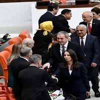 SİYASET