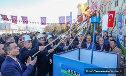 Gürpınar’da ilk doğal gaz ateşi yakıldı
