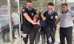 Hastene'de önce güvenlik görevlisi sonra doktor bıçaklandı