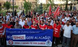 Kayyımın işten çıkardığı işçilerden AKP önünde açıklama