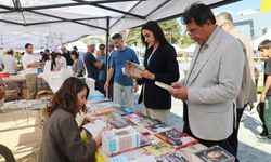 Van'da yayıncı ve yazarlardan ‘Kürtçe’ seferberliği çağrısı