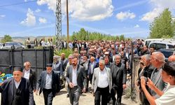 Van'da AK Partili Başkanın Kızının Karıştığı Kaza'da Barış