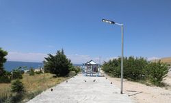 Mollakasım Sahiline Güneş Enerjili Aydınlatma Dönemi