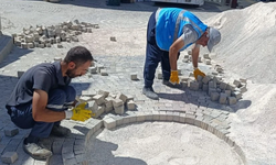 İpekyolu belediyesinin 4 mahallede yol çalışması sürüyor