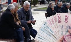 Emekli maaşlarına tek seferlik 'dev zam' geliyor!