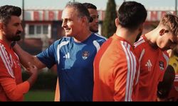 Vanspor’un yeni hocası Mustafa Gürsel İlk idmana çıktı