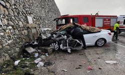 Van’da yağış kazayı tetikledi: 3 kişi ağır yaralandı
