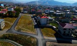Van Tuşba’da 7 mahallede asfalt çalışması sürüyor