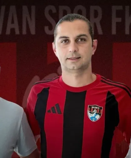 Vanspor FK, Kaleci Çağlar Akbaba ile anlaştı