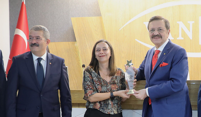 Özel Akdamar Hastanesi'ne “En Fazla İstihdam Sağlayan Firma” Ödülü