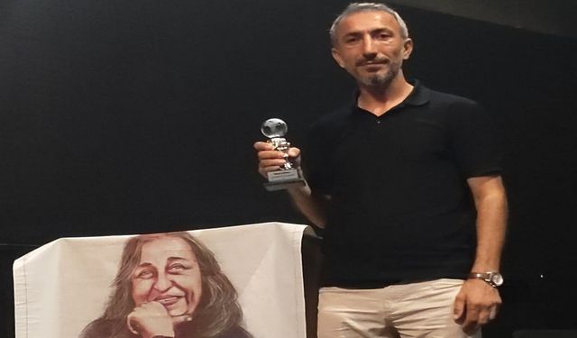 Sennur Sezer Şiir Ödülü şair Mehmet Sait İmret'e verildi.