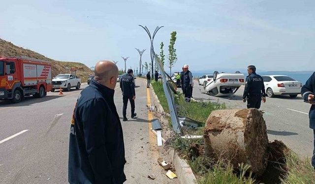 Van'da trafik Kazası: 3 Kişi yaralandı