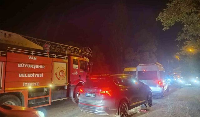 Van'da çaya düşen 16 yaşındaki kız çocuk kurtarılamadı