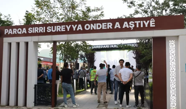 Sırrı Süreyya Önder'in ismi Van'da İpekyolu Parkına Verildi