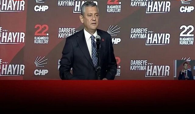 CHP'den Özgür Özel yeniden genel başkan seçildi