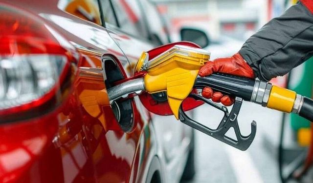 Eşel mobil pompaya yansıdı! İşte yeni zam oranı