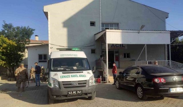 Korucu nöbet kulübesine araç çarptı: 1 ölü, 1 yaralı