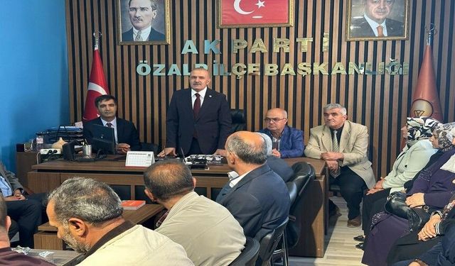 Kayatürk Özalp’ta vatandaş ve muhtarlarla buluştu