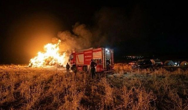 Yüksekova'da yangın paniği: 5 bin bağ ot kül oldu