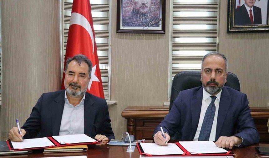 Hayırsever iş insanından Van YYÜ'ye jest