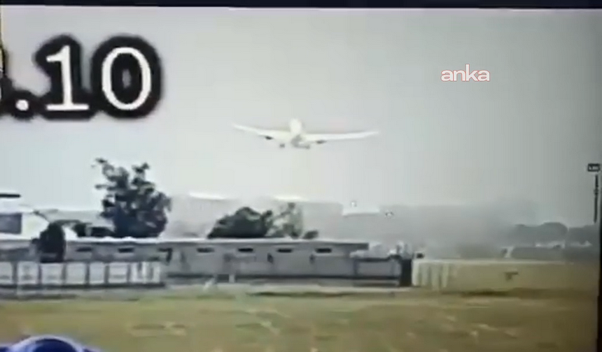 Hindistan'daki can kaybı 300'e yaklaştı! Uçak kazası kamerada (Video)