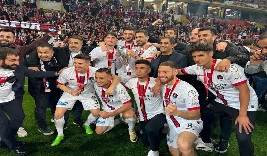 Vanspor FK: Şampiyonluk kutlaması için çağrı yaptı
