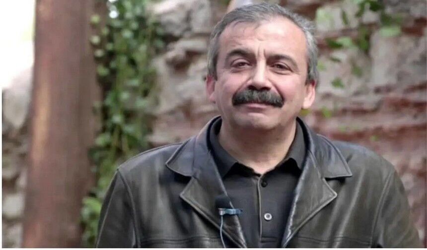 Sırrı Süreyya Önder'in hayatı belgesel oluyor: Süreyya yolda