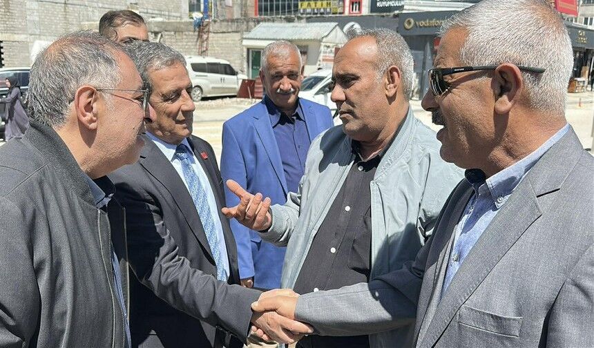 CHP Van İl Başkanı: Hürmüz grip oluyor biz zature oluyoruz