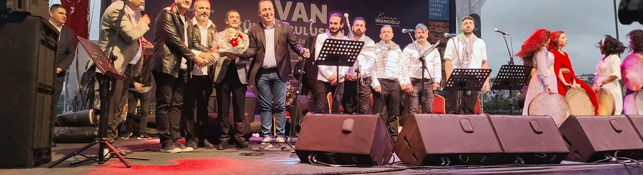 Van tanıtım günlerinin üçüncü gününde hevdeng grubu