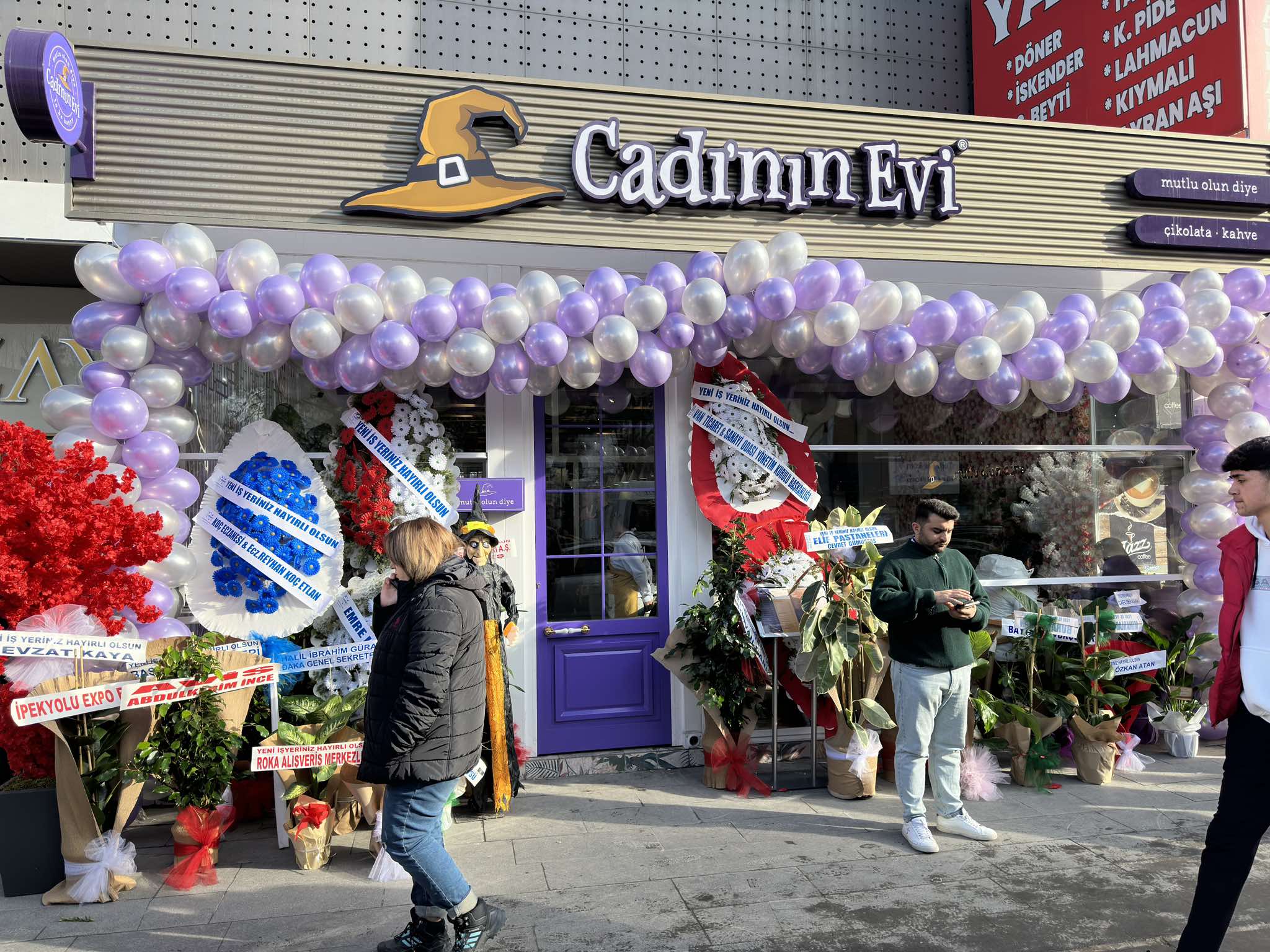 Cadı F
