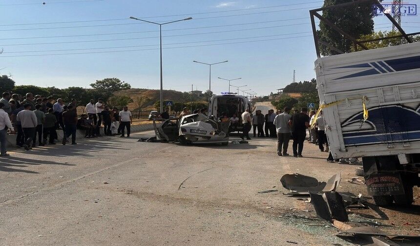 Van'da Feci Kaza: 1 Ölü, 1'i Ağır 4 Yaralı