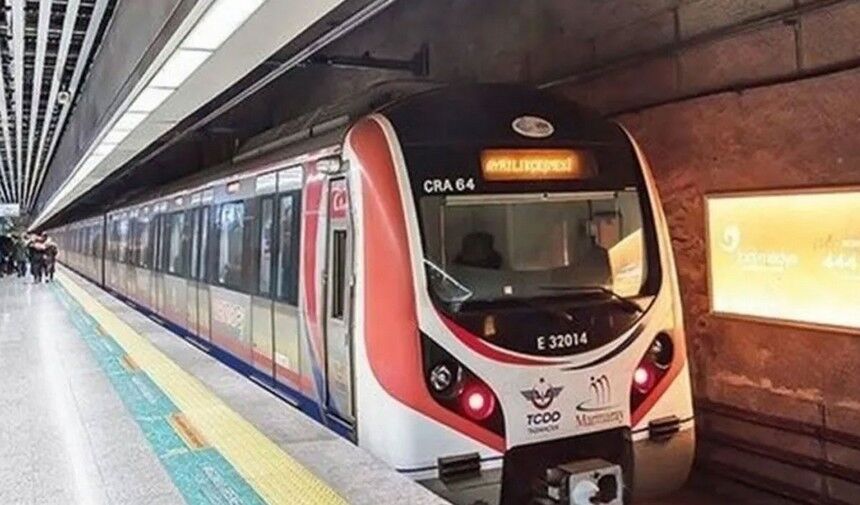 Sirkeci Marmaray’da üzücü olay! Seferler aksadı